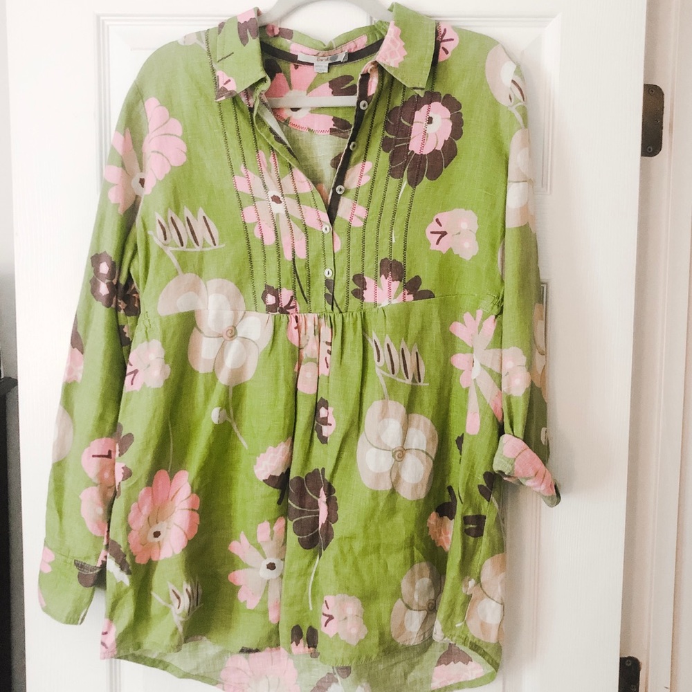 Green linen blouse with floral pattern